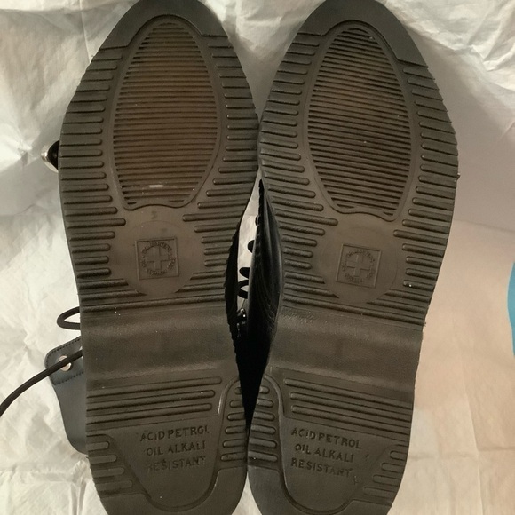 Dr Martens Ulima Black Leather Combat Buckle Boots Women's Sz. 9 US Sold Out​​​ - Picture 5 of 14